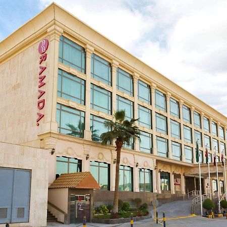 Ramada Riyadh Hotel Екстер'єр фото
