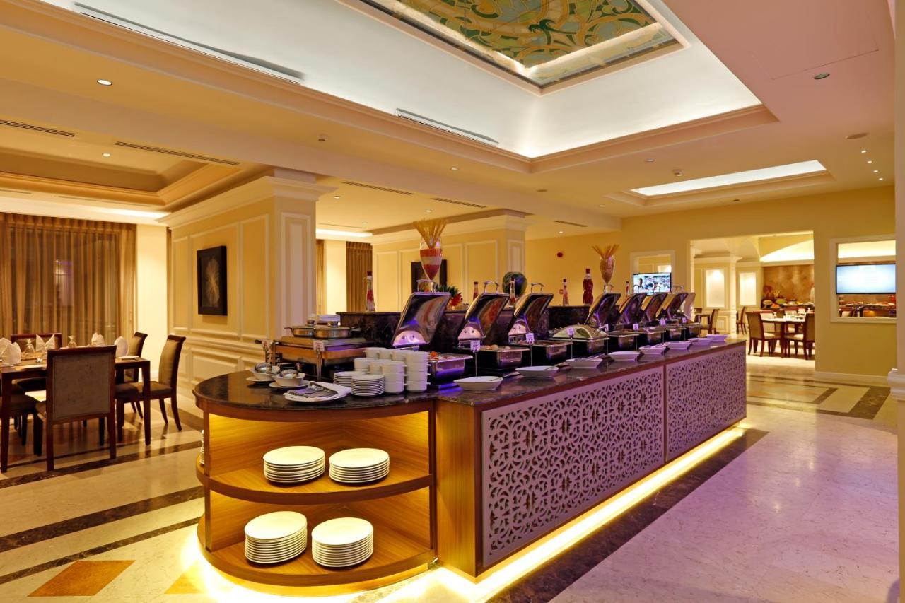 Ramada Riyadh Hotel Екстер'єр фото