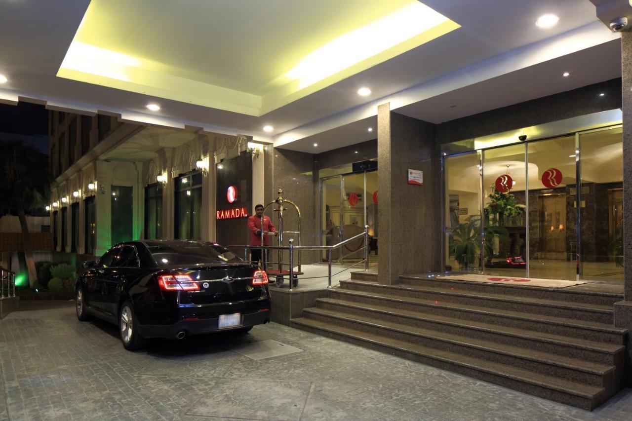 Ramada Riyadh Hotel Екстер'єр фото