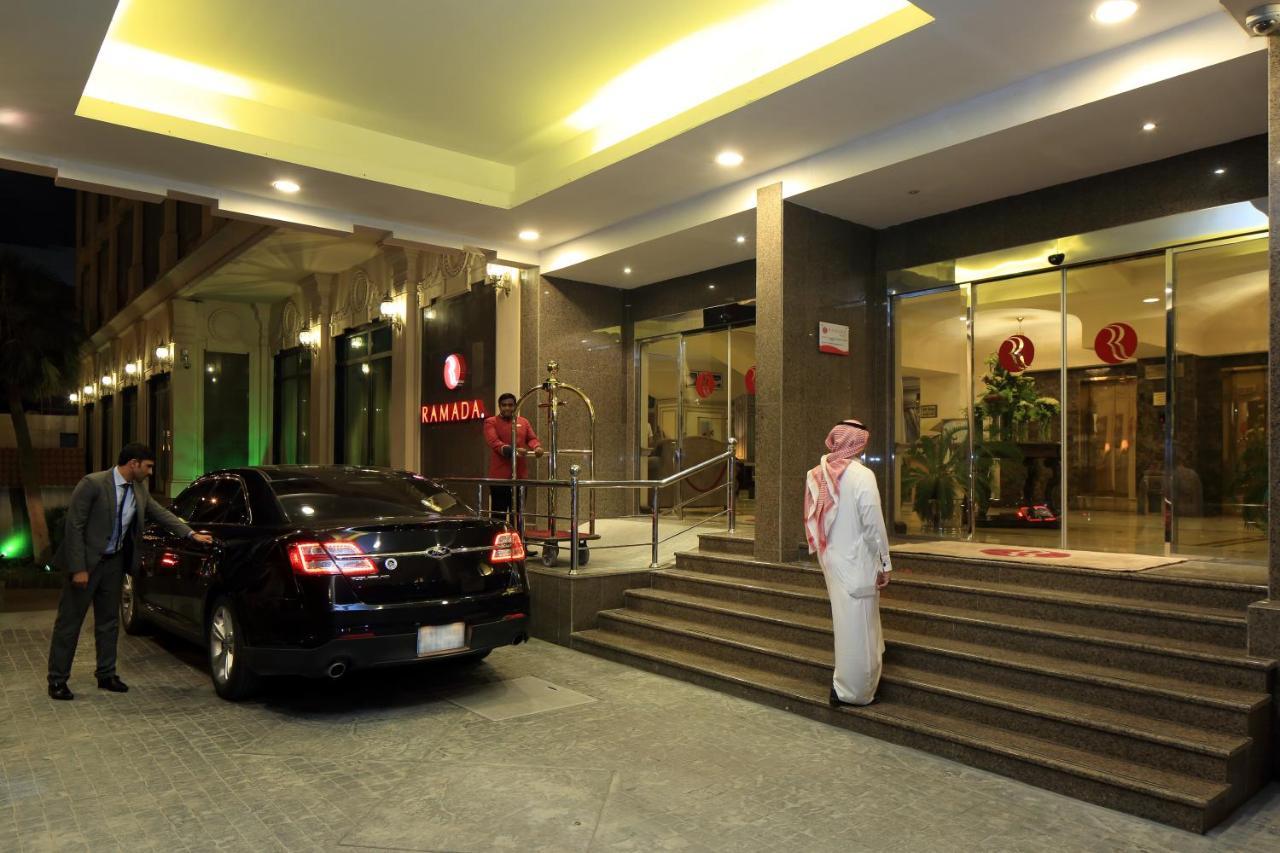 Ramada Riyadh Hotel Екстер'єр фото