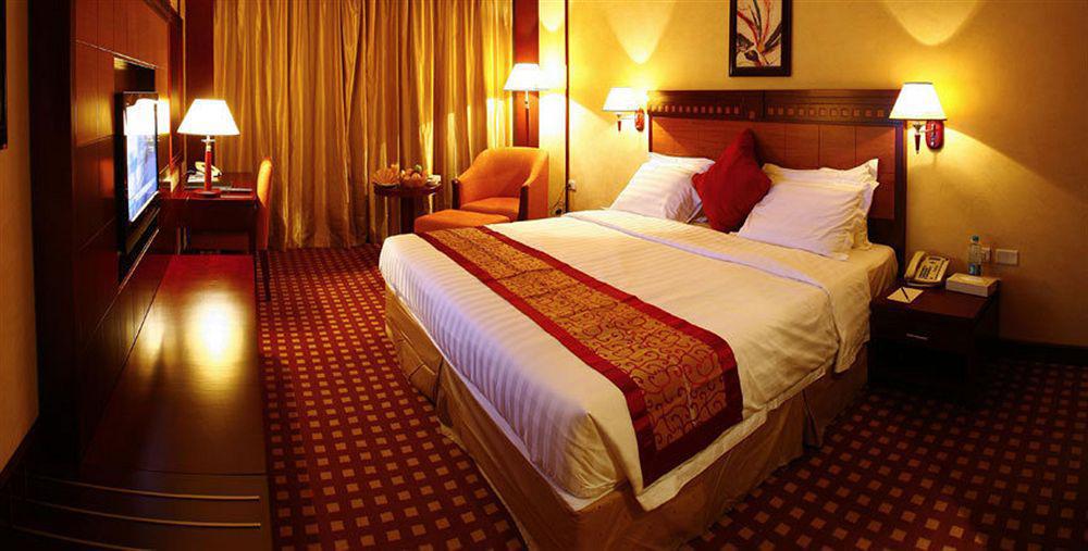 Ramada Riyadh Hotel Номер фото